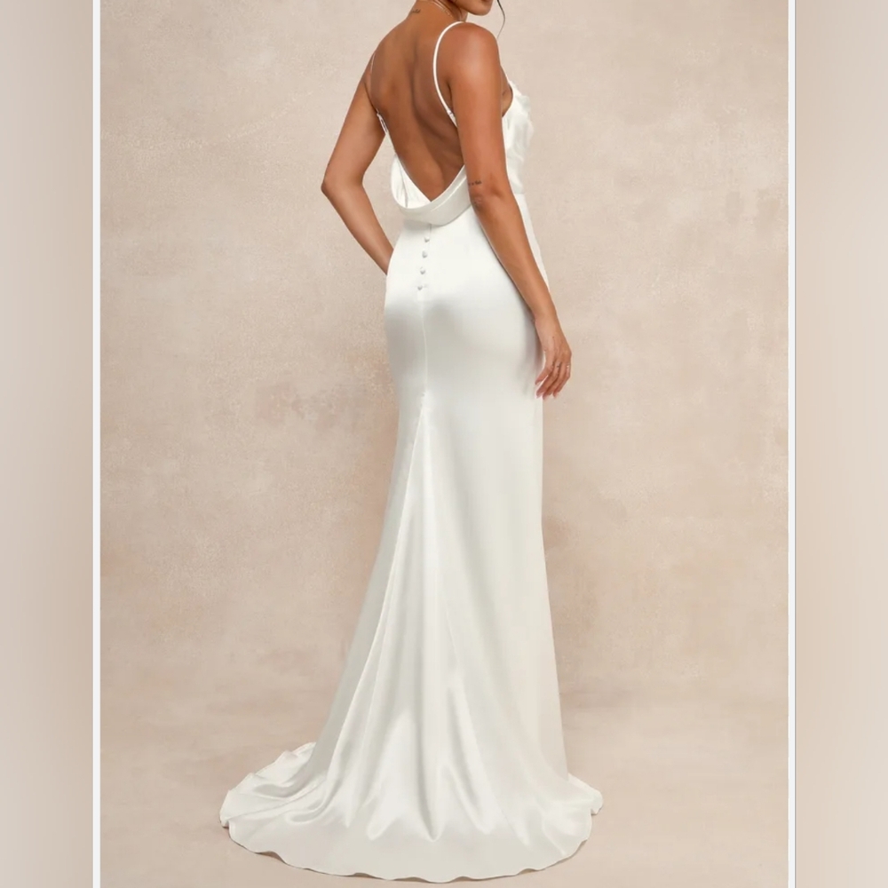 NWOT LULU'S WHITE SATIN DRESS SMALL